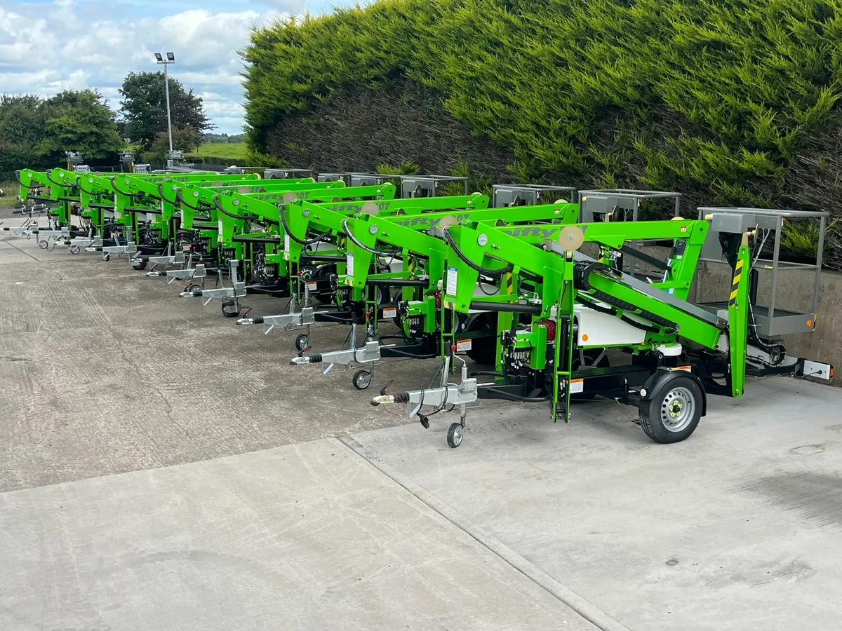 Niftylift 120T trailer mount boom lifts in stock - Image 3