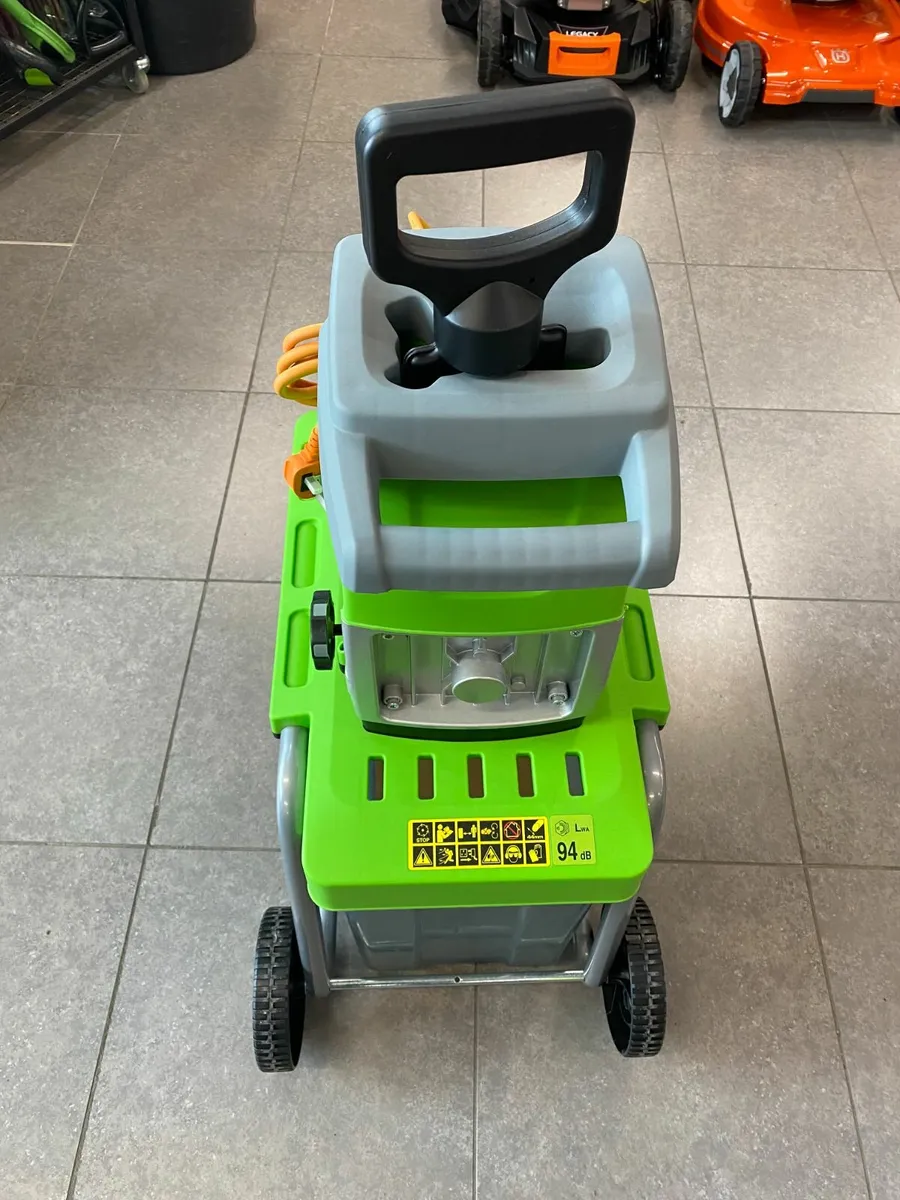 Draper Quiet Garden Shredder - Image 2