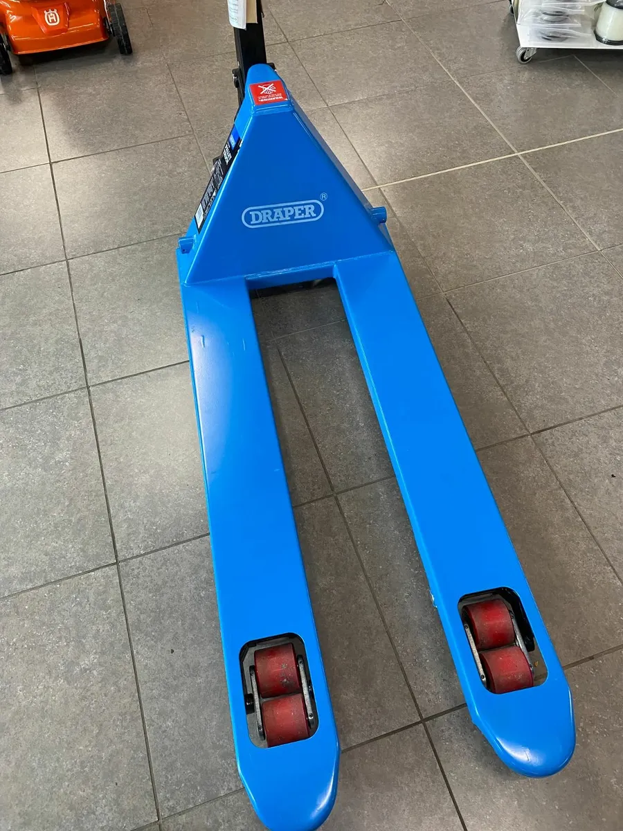 Draper Pallet Truck - 2.5 Tonne - Image 2