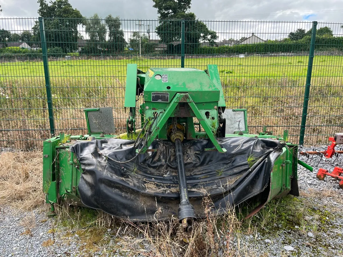 John Deere Front Mounted Mower - Image 2