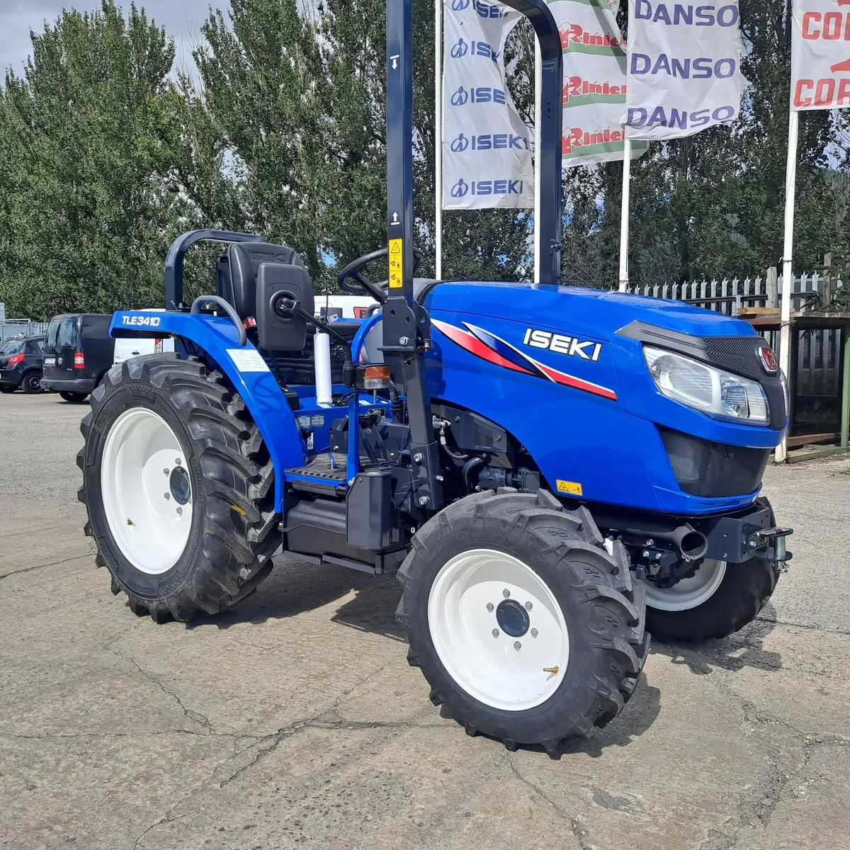 Iseki TLE3410 compact tractor - Image 2