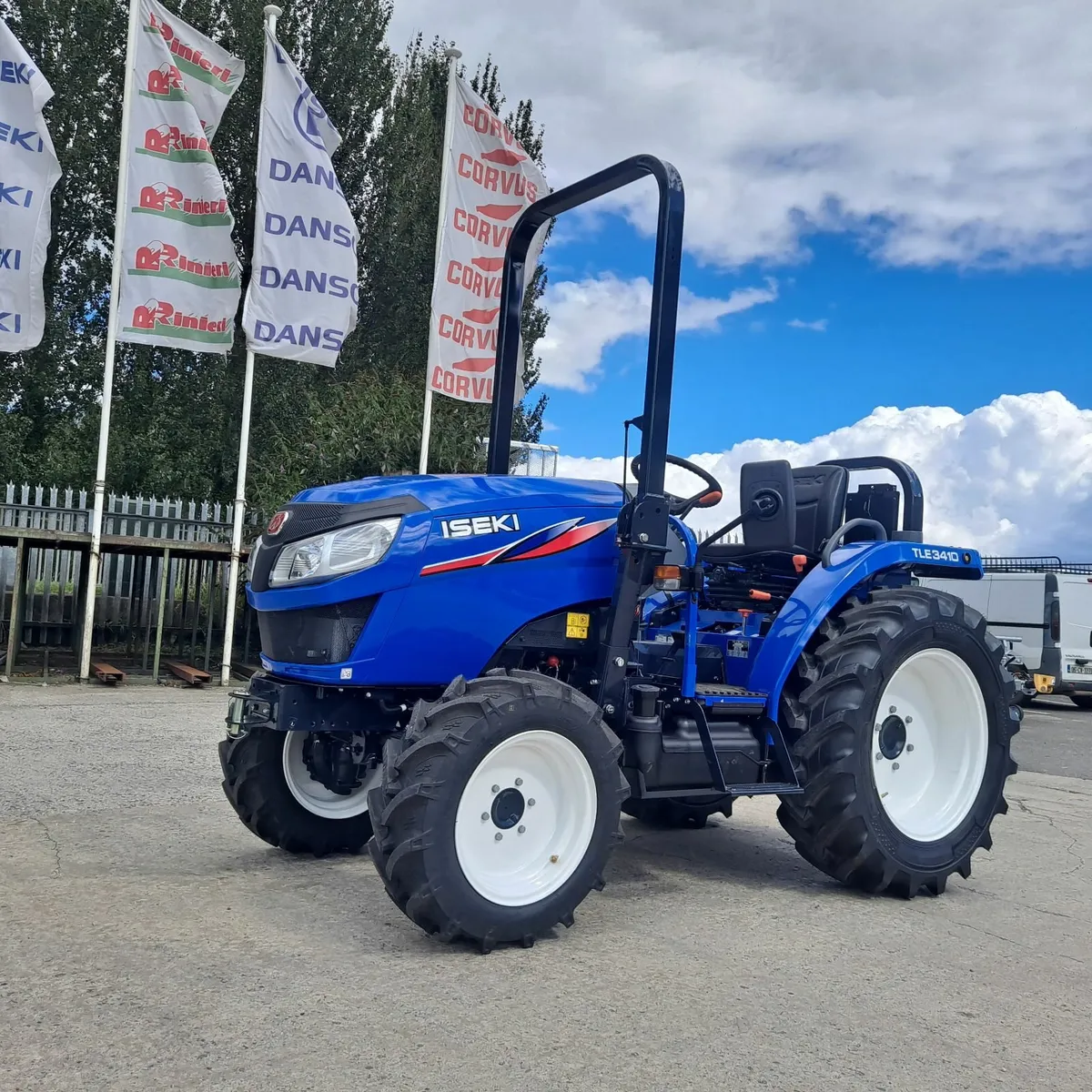 Iseki TLE3410 Compact Tractor - Image 1