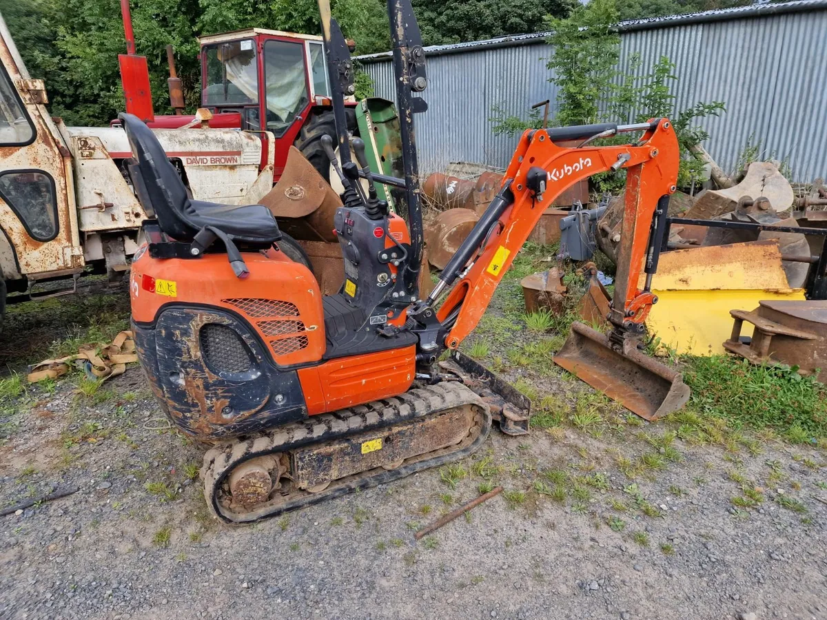 Kubota  .8 tonne - Image 3