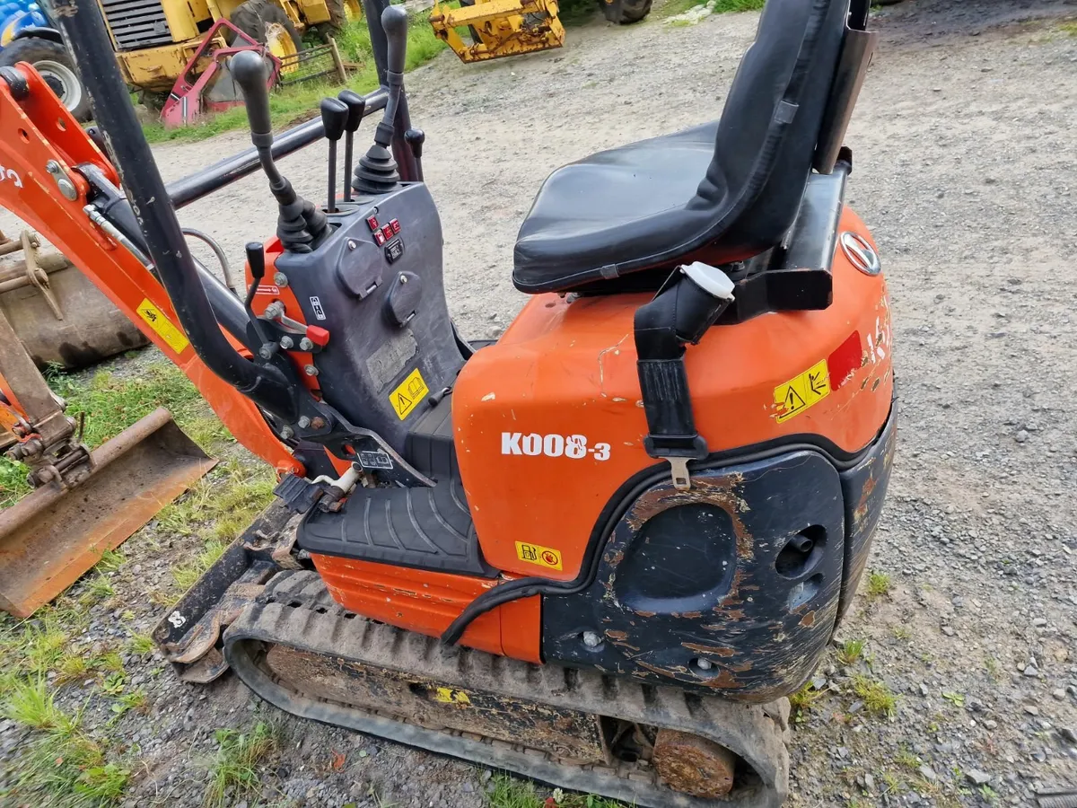 Kubota  .8 tonne - Image 1