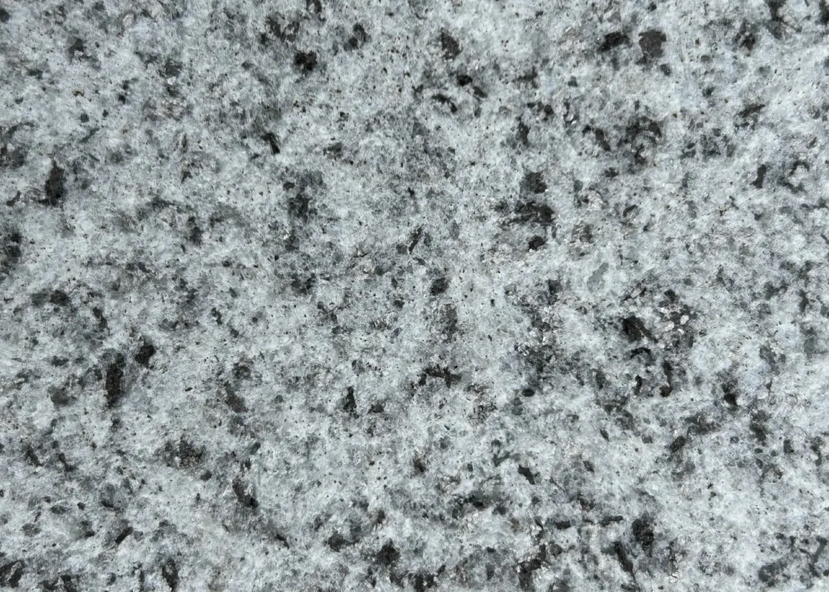 Silver Granite Chamfered Kerb - Image 2