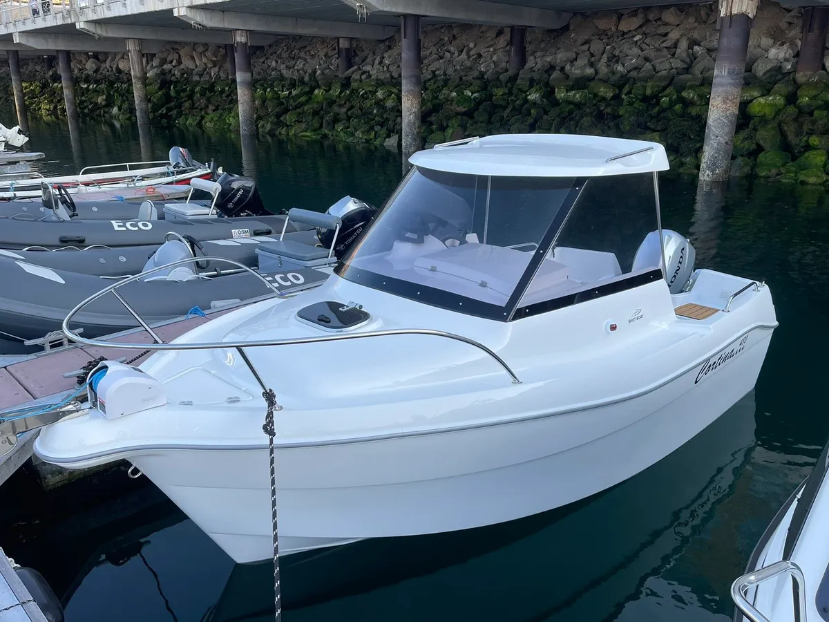 ‼️SALE‼️ Pilothouse 16”+ NEW 50hp+Many accessories
