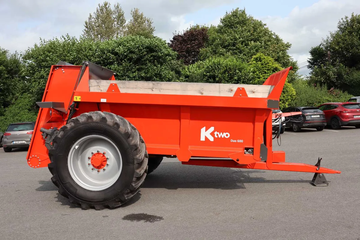 New Ktwo 7ton Muck Spreader - Image 2