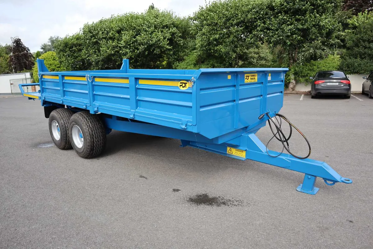 New Donnelly 14 ft tipping trailer