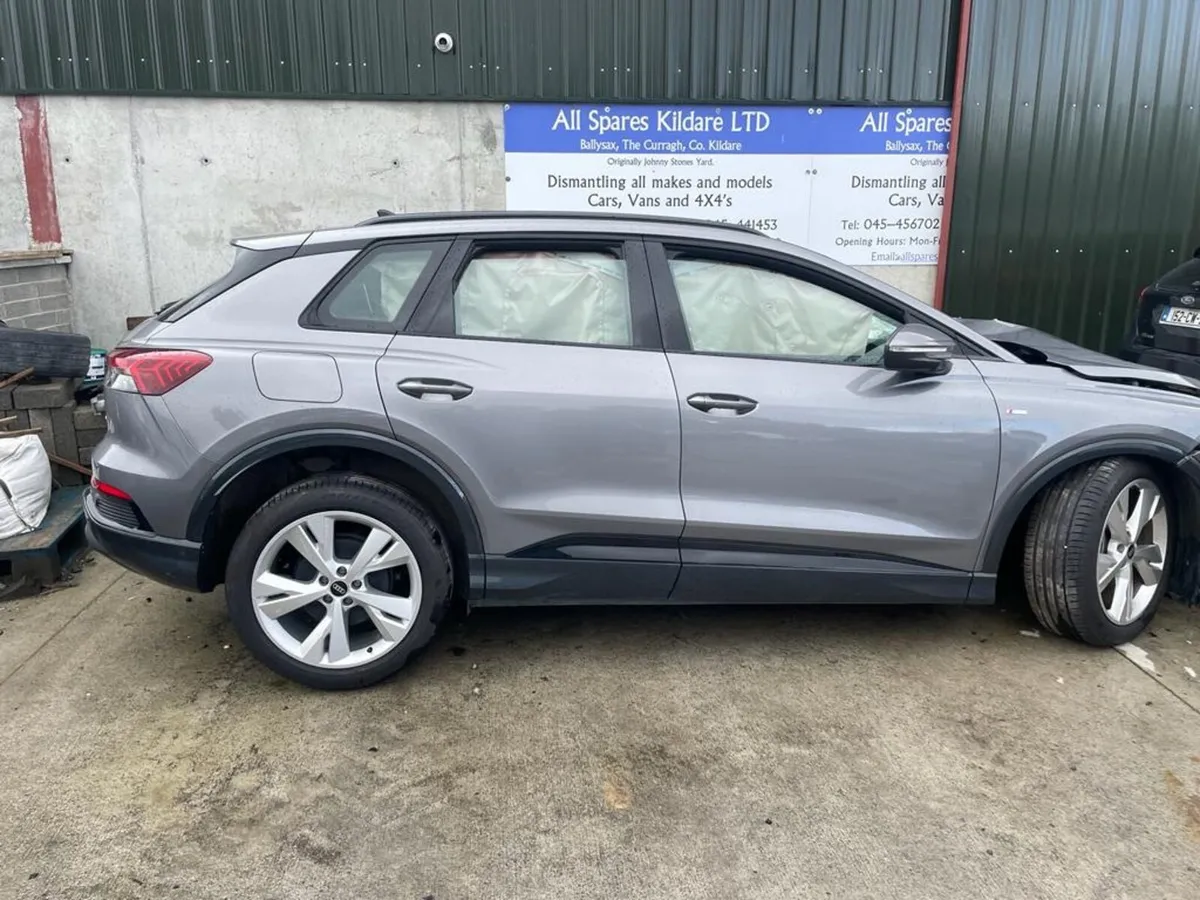 2023 Audi Q4 *For Parts* - Image 1