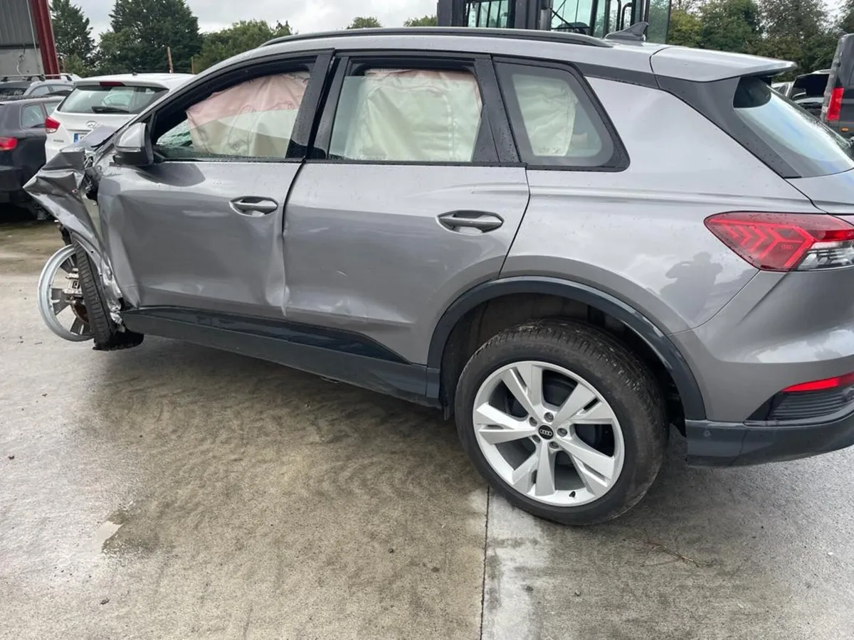 2023 Audi Q4 *For Parts* - Image 2