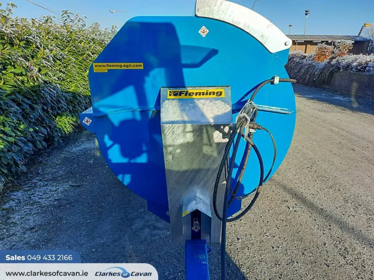 New Fleming MS1000 Spreader - Image 3