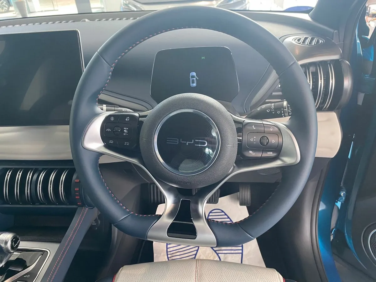 BYD ATTO 3 / 2025 / Fully Electric /  TAXI SPEC! - Image 3