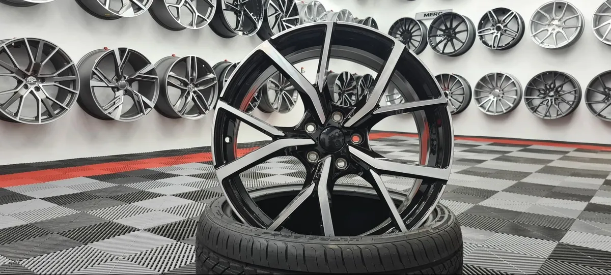 Volkswagen Estoril style alloy wheels - Image 1