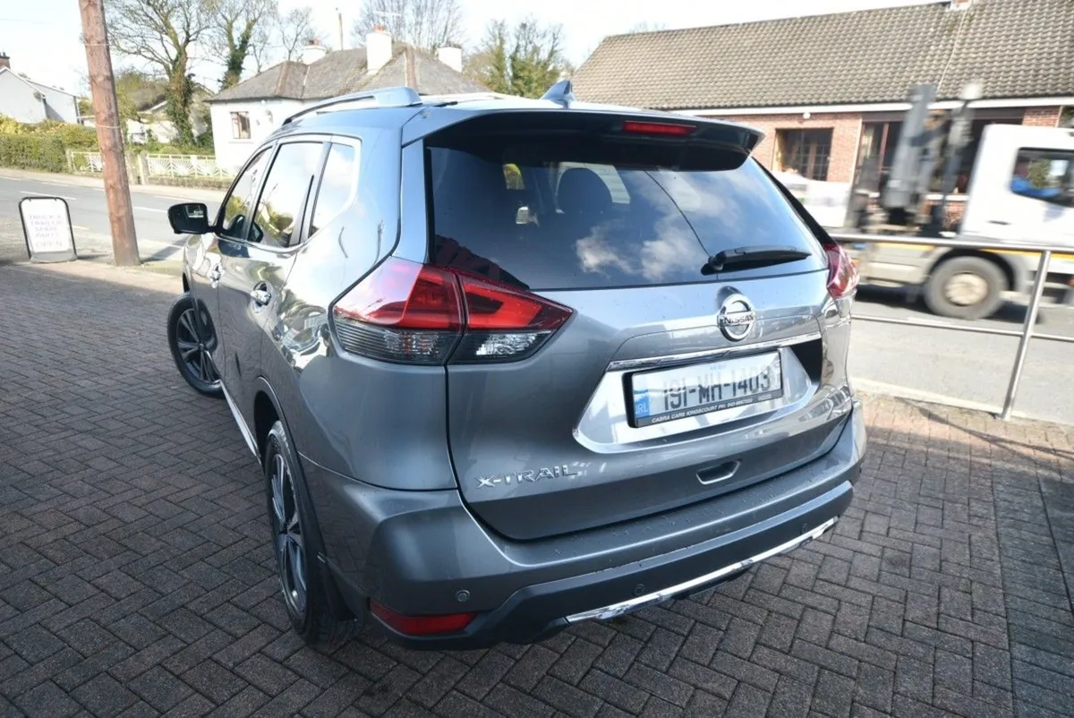 Nissan X-Trail 7 Seater Premium 1.6 DCI - Image 3