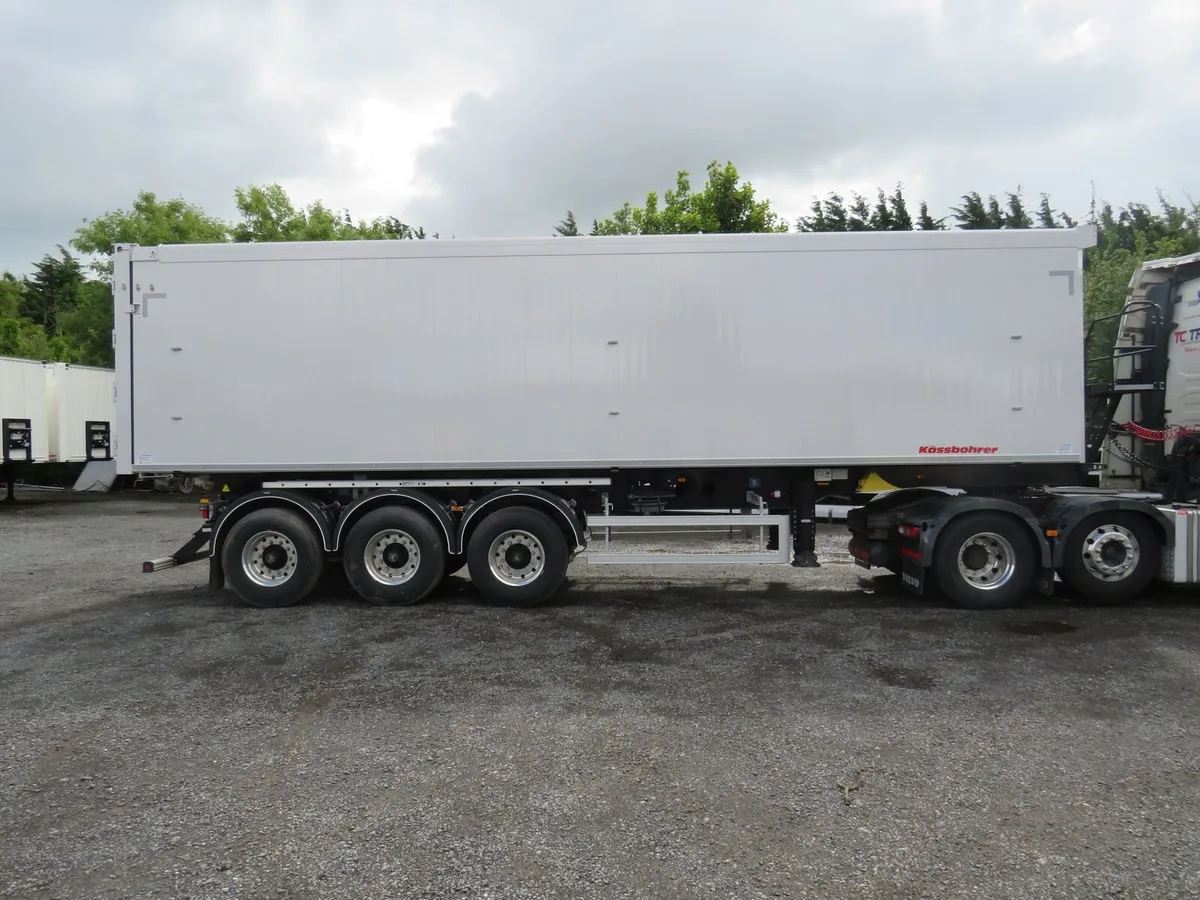 Bulk Tipper (Rental) - Image 1