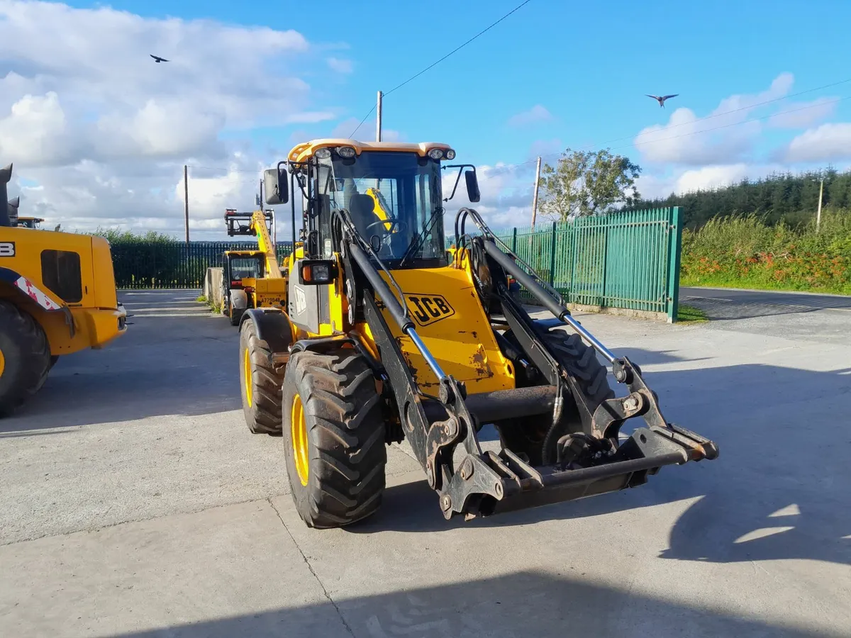 2008 JCB 412 (17364) - Image 1