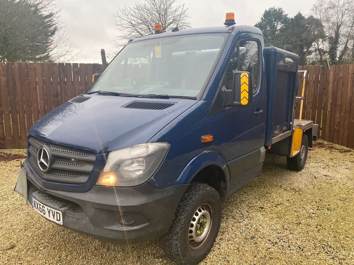 2017 MERCEDES BENZ SPRINTER 316 4X4 - Image 1