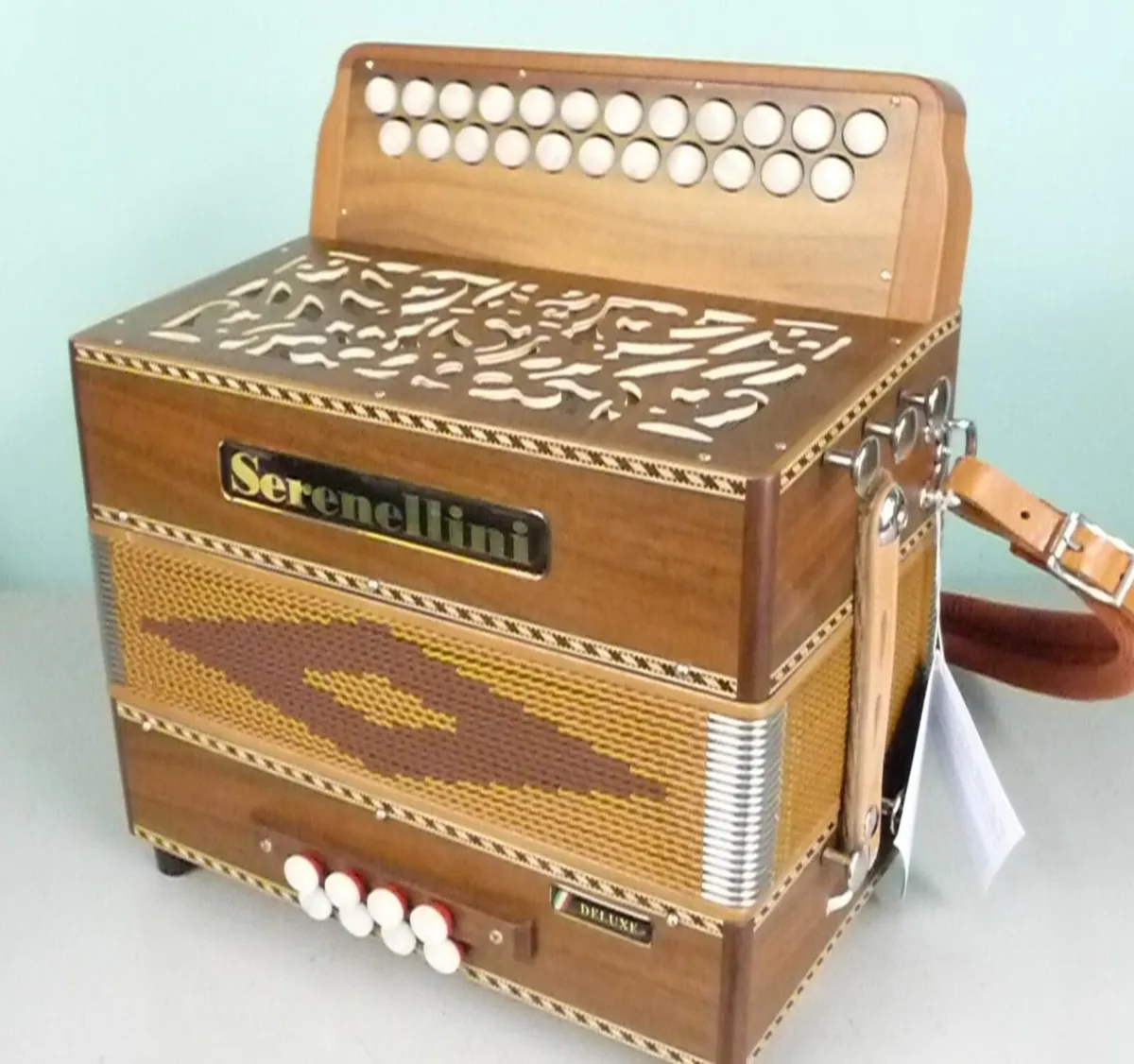 Serenelli 3 Stopper Accordion - Image 1