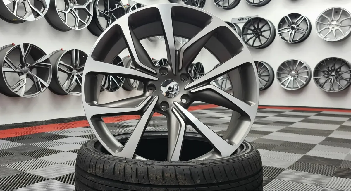 Vauxhall Insignia VXR Alloy wheels - Image 1