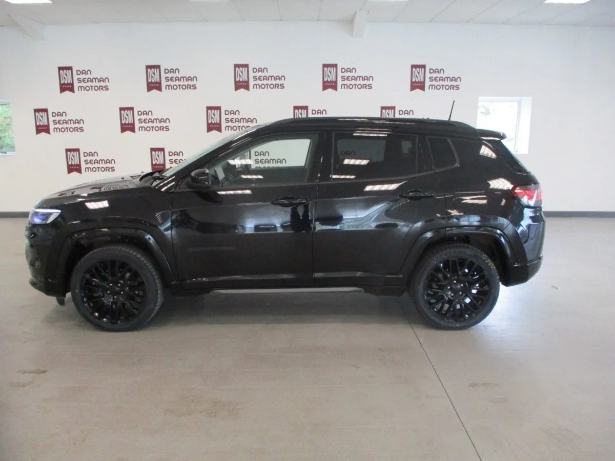 Jeep Compass S-model 1.3 Phev 5dr-awd-leather-hea