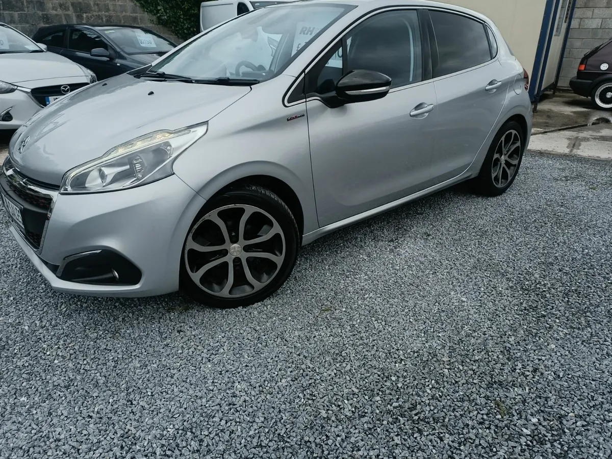 2017 Peugeot 208 1.6 hdi GT line - Image 1