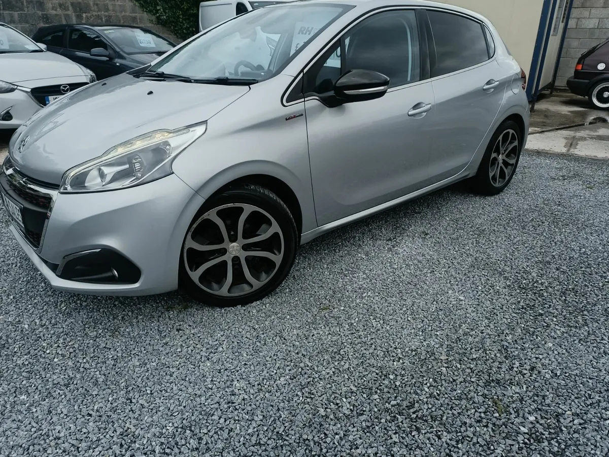 2017 Peugeot 208 1.6 hdi GT line