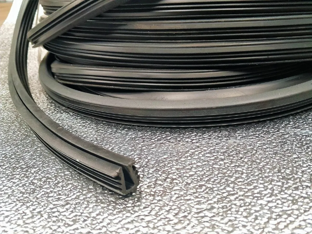 Rubber Seals - Image 1