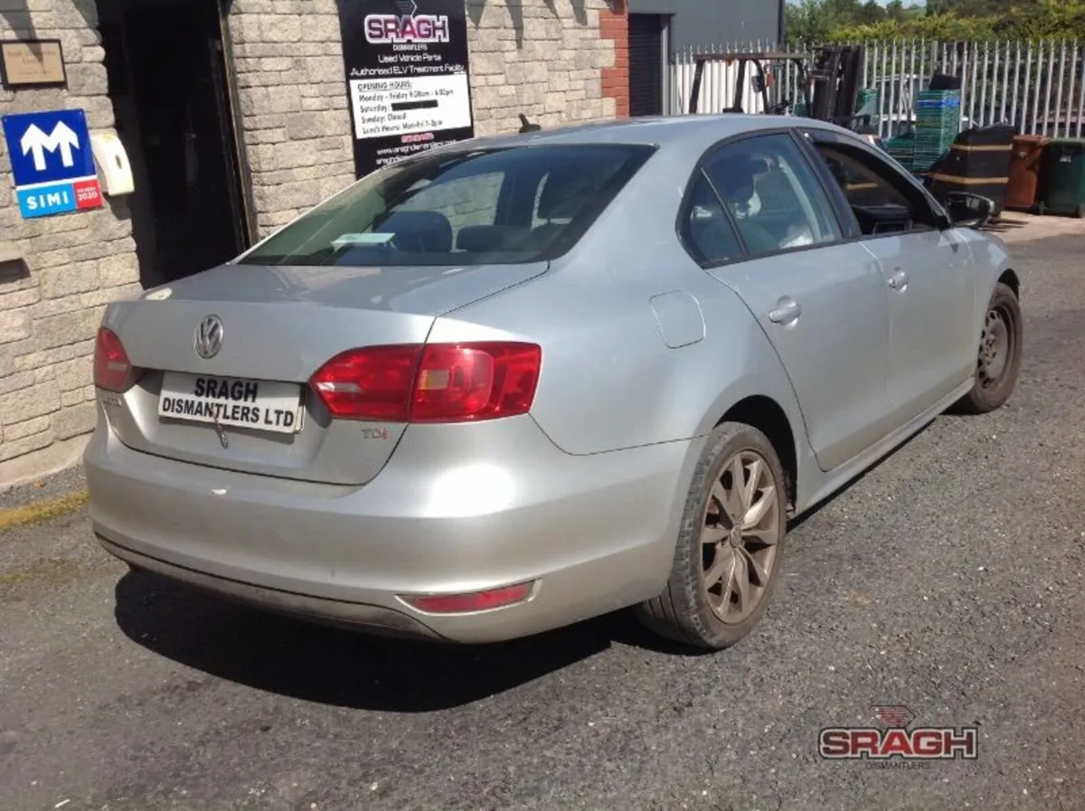 VOLKSWAGEN JETTA Selection - Image 4