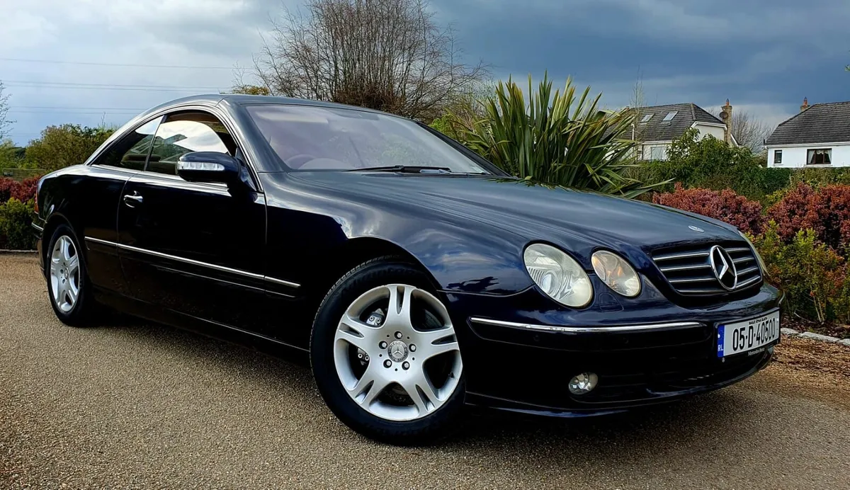 Mercedes CL500 in Mint Condition.Low miles Cheap .