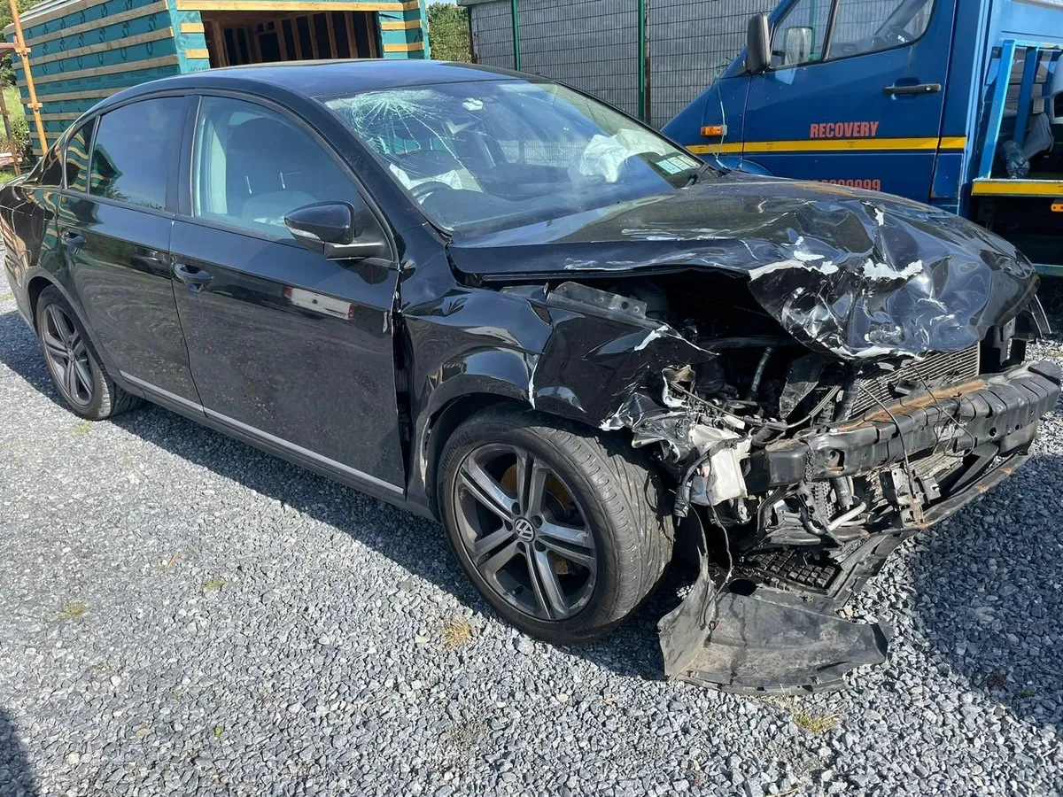 13 VOLKSWAGEN PASSAT 1.6 TDI FOR BREAKING - Image 2