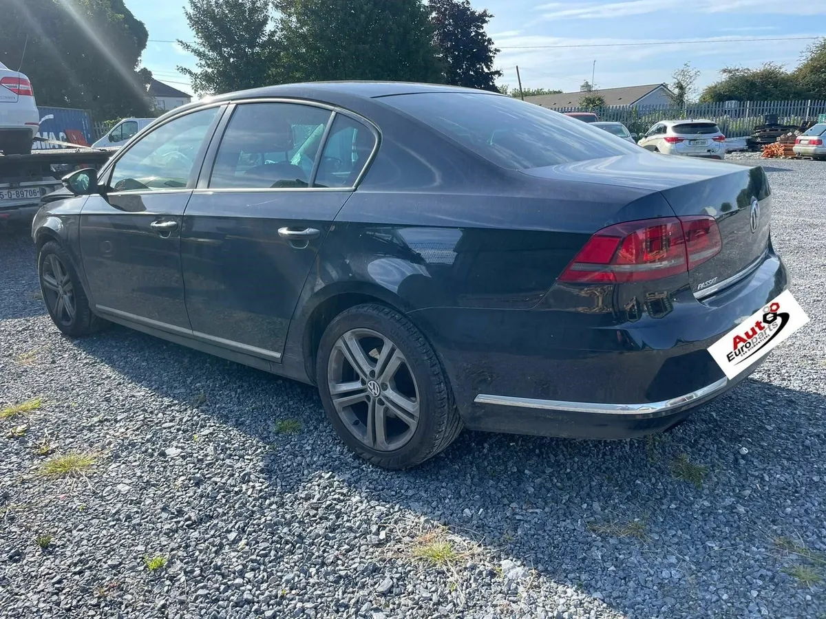 13 VOLKSWAGEN PASSAT 1.6 TDI FOR BREAKING - Image 3