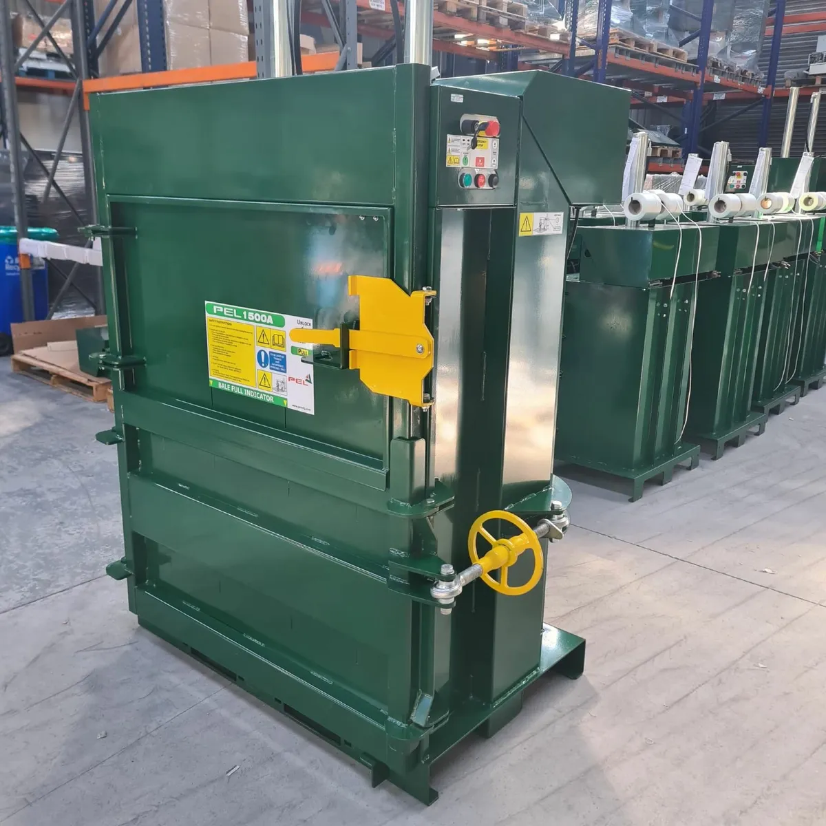 Baler for cardboard and plastic