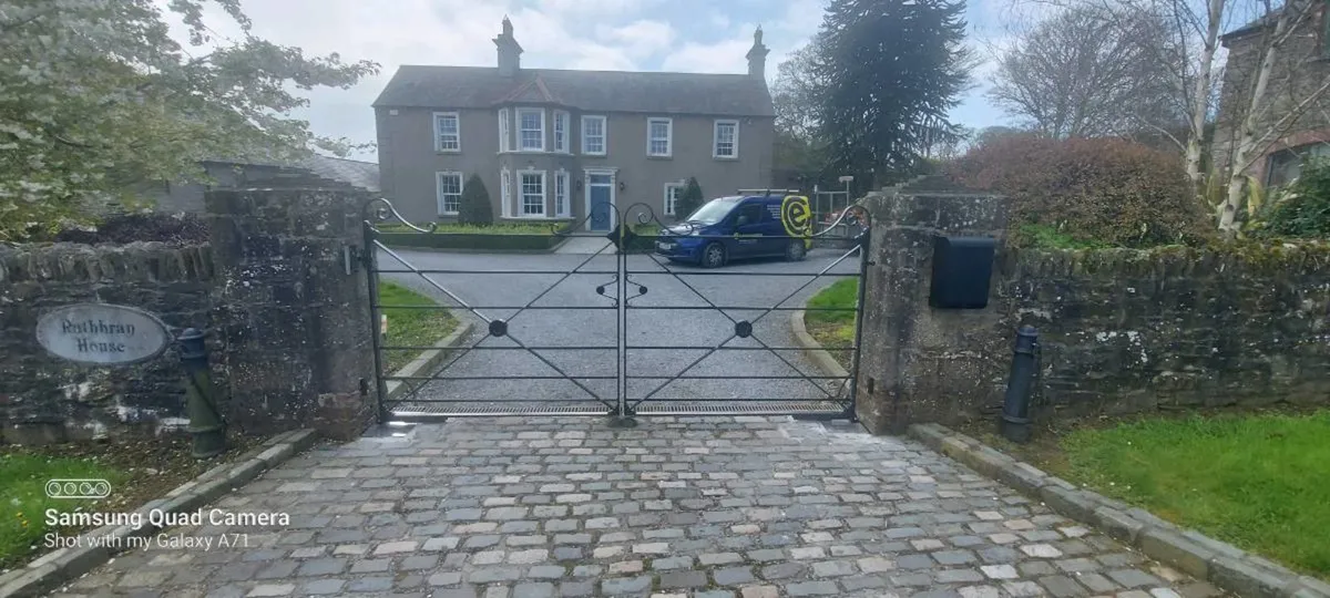 Estate fencing and Gates - Image 4