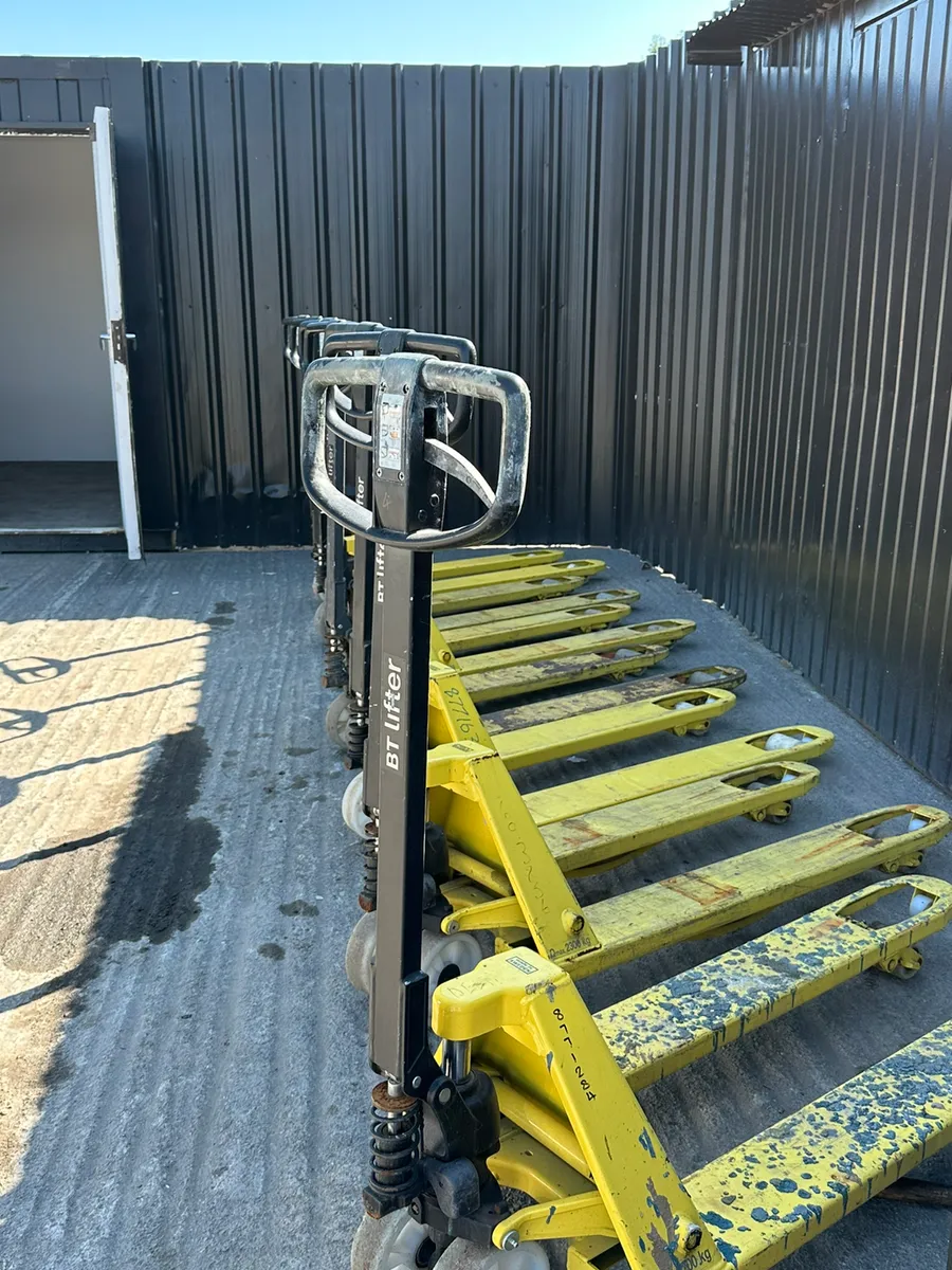 Large Selection of Toyota Pallet Trucks - Image 1