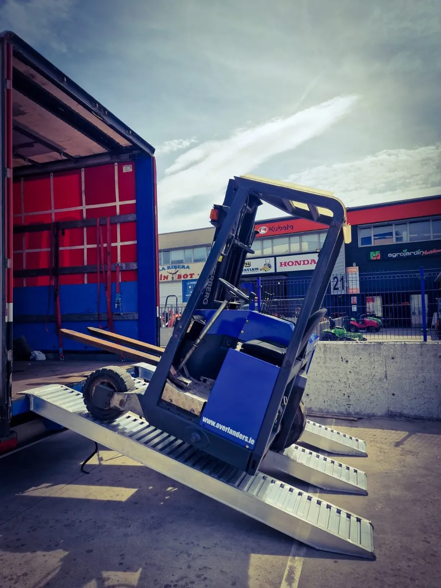 3 meter Aluminium Loading Ramps 3.7 ton capacity - Image 1