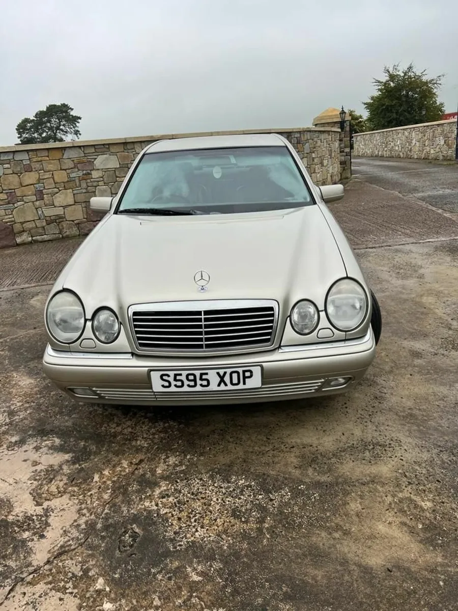 1998 Mercedes E300 Turbo Diesel Avantgarde - Image 2