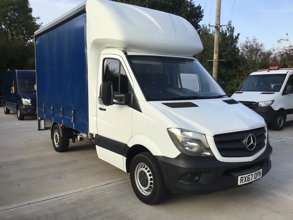 Mercedes hot sale sprinter curtainsider