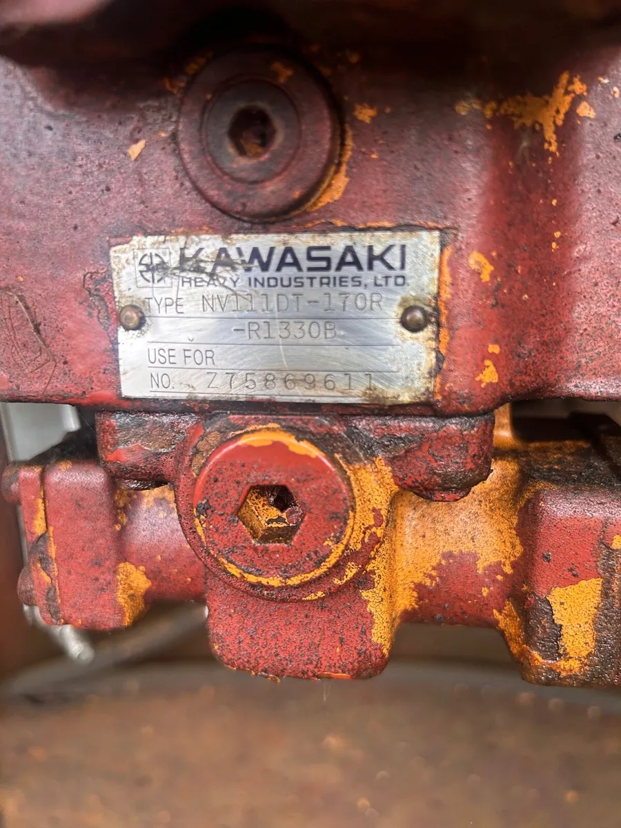 KAWASAKI PUMP FOR 20TON - Image 2