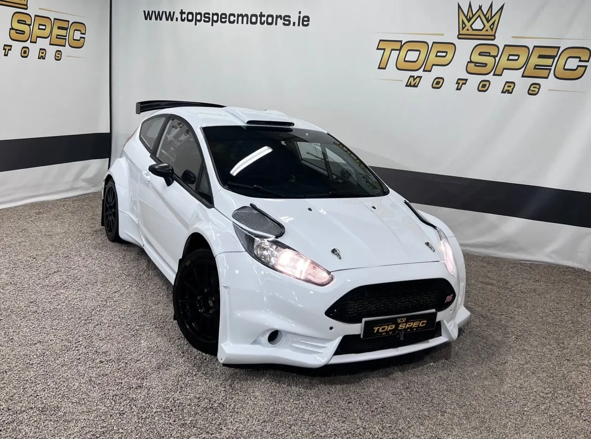 🏁2015 Ford Fiesta r5  Ex works evo 2 rallycar 🏁 - Image 2