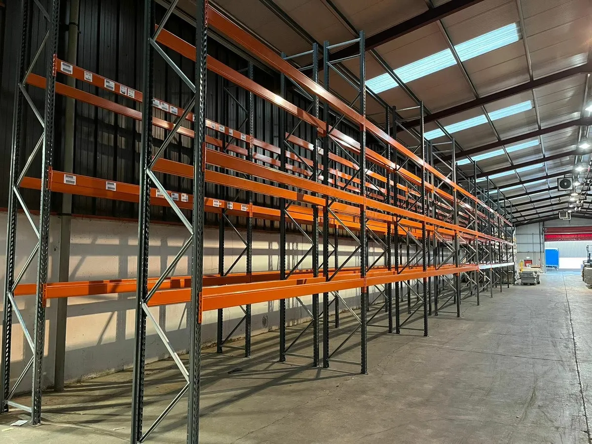 Apex Pallet Racking - 2500kg beams - 900mm frames - Image 1