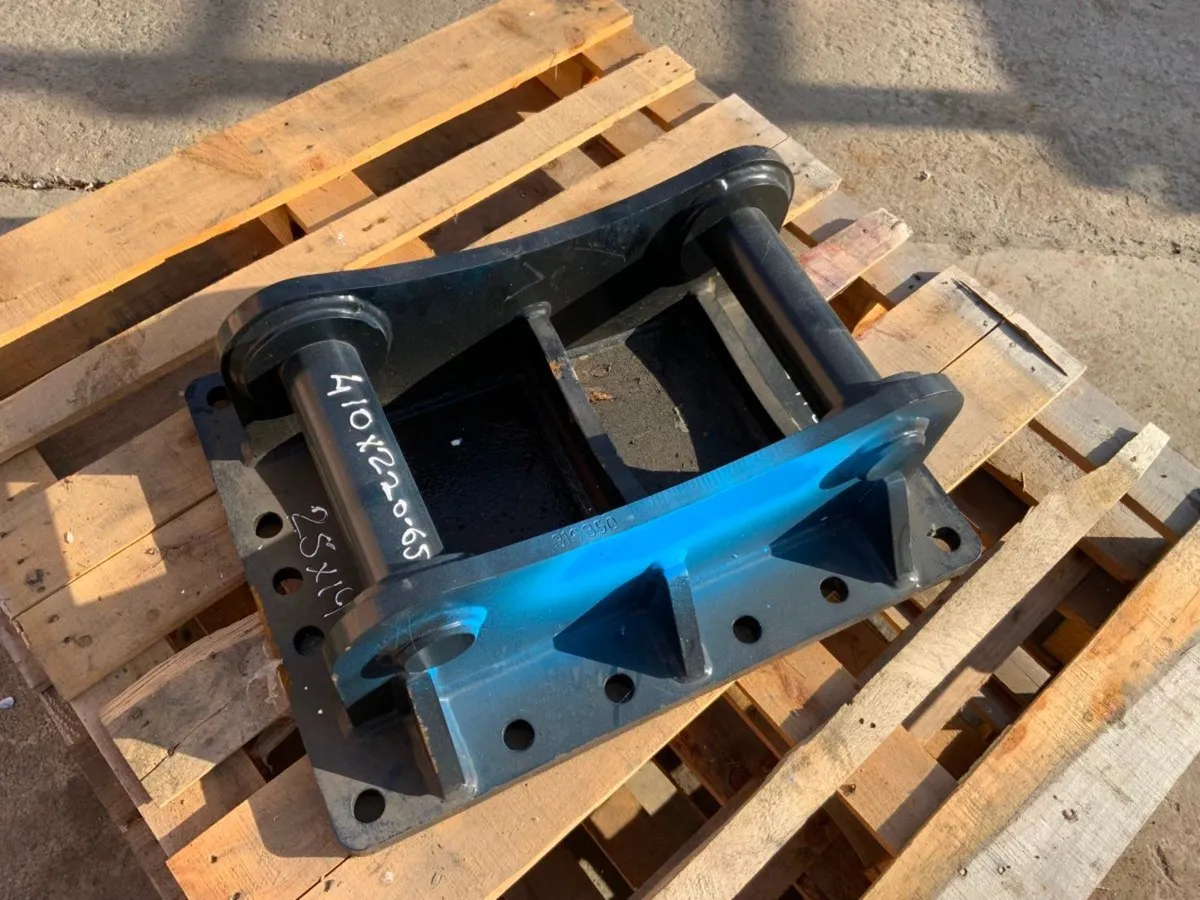 HAMMER / BREAKER CRADLE....65mm PINS...3145.. - Image 1