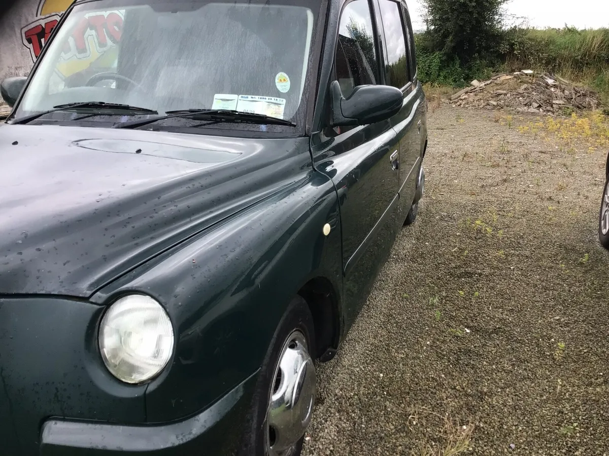 London Taxi.  (Read Add) Trade for vintage - Image 1