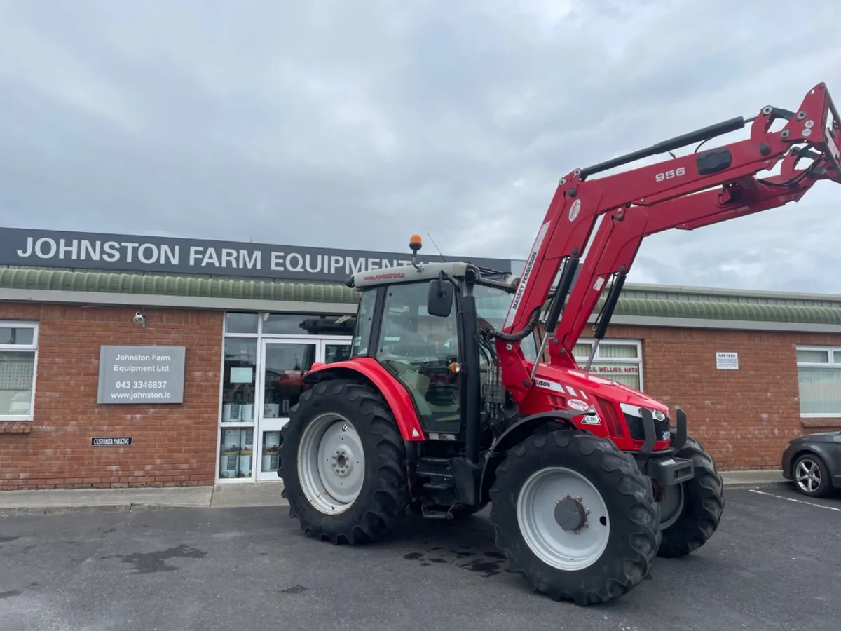 Massey Ferguson 5612 - Image 1