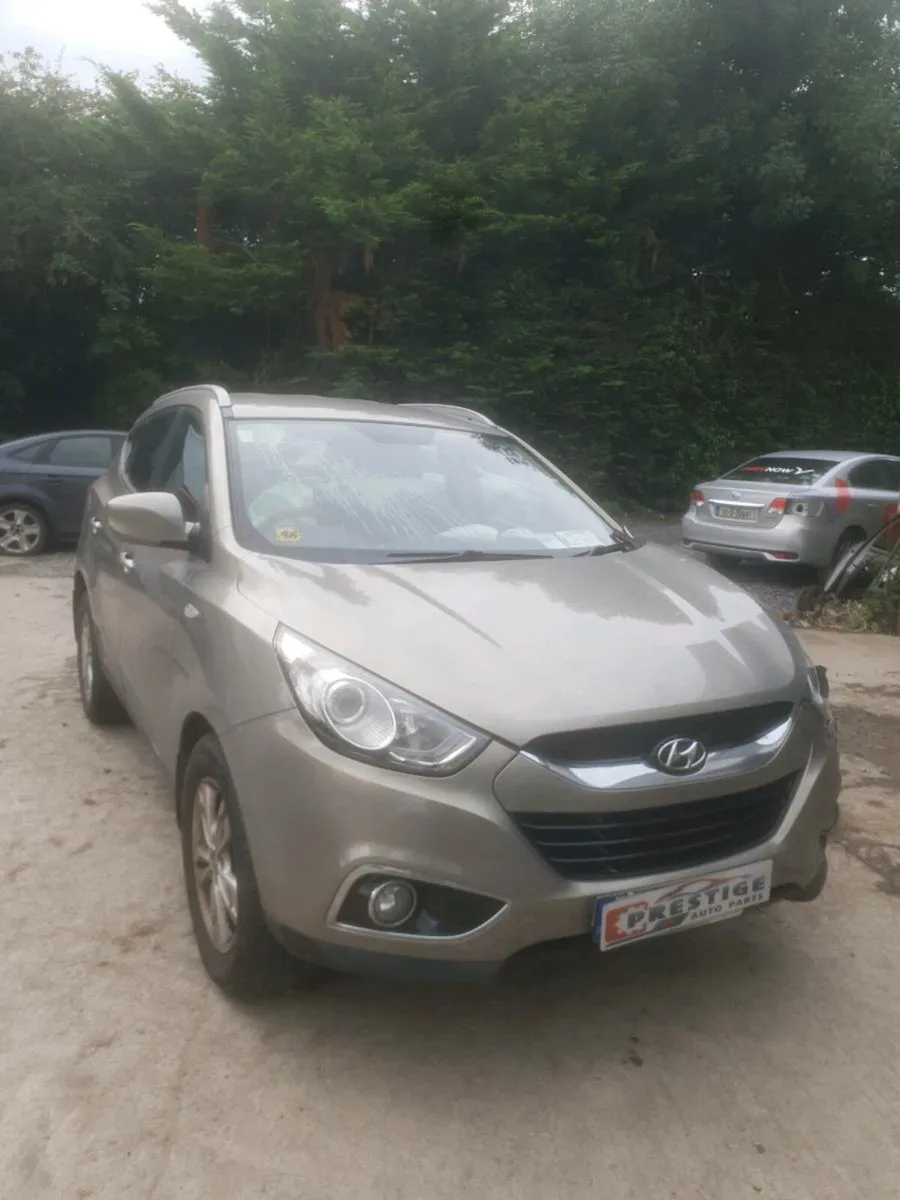 Breaking hyundai ix35 1.7