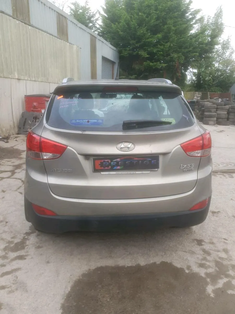 Breaking hyundai ix35 1.7 - Image 4