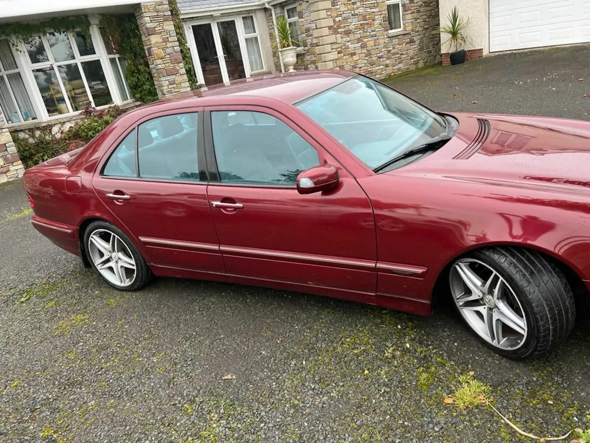 2001 Mercedes W210 E320 CDI Avantgarde - Image 2