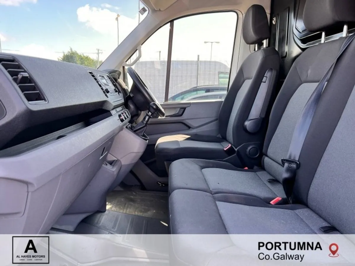 Volkswagen Crafter 35 HR MWB 2.0tdi 6speed 140BHP - Image 2