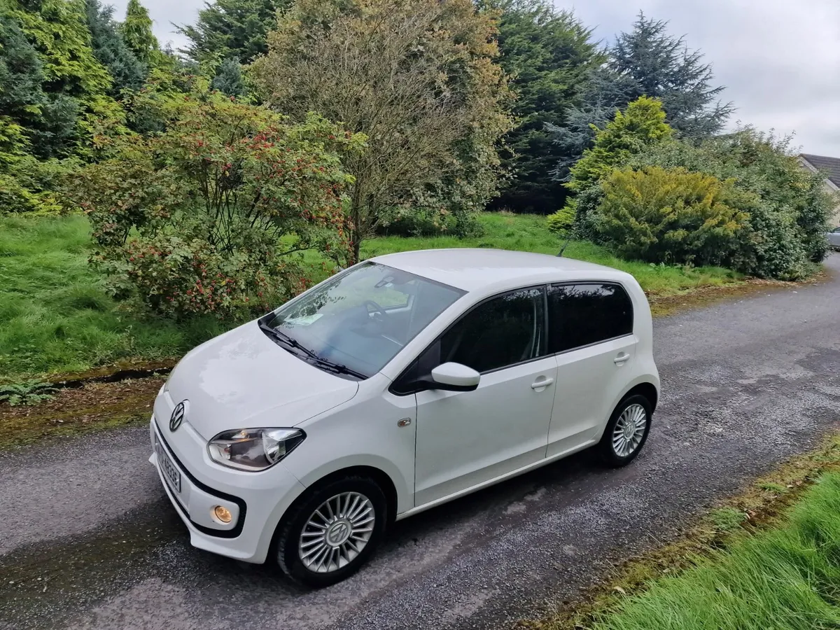 14 VW UP! 1.0 AUTO .. HIGH-SPEC - Image 2