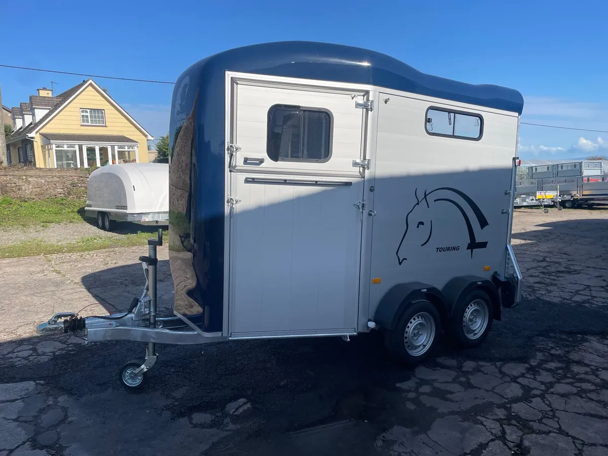 Cheval Liberte Horse Box Touring Country S - Image 2