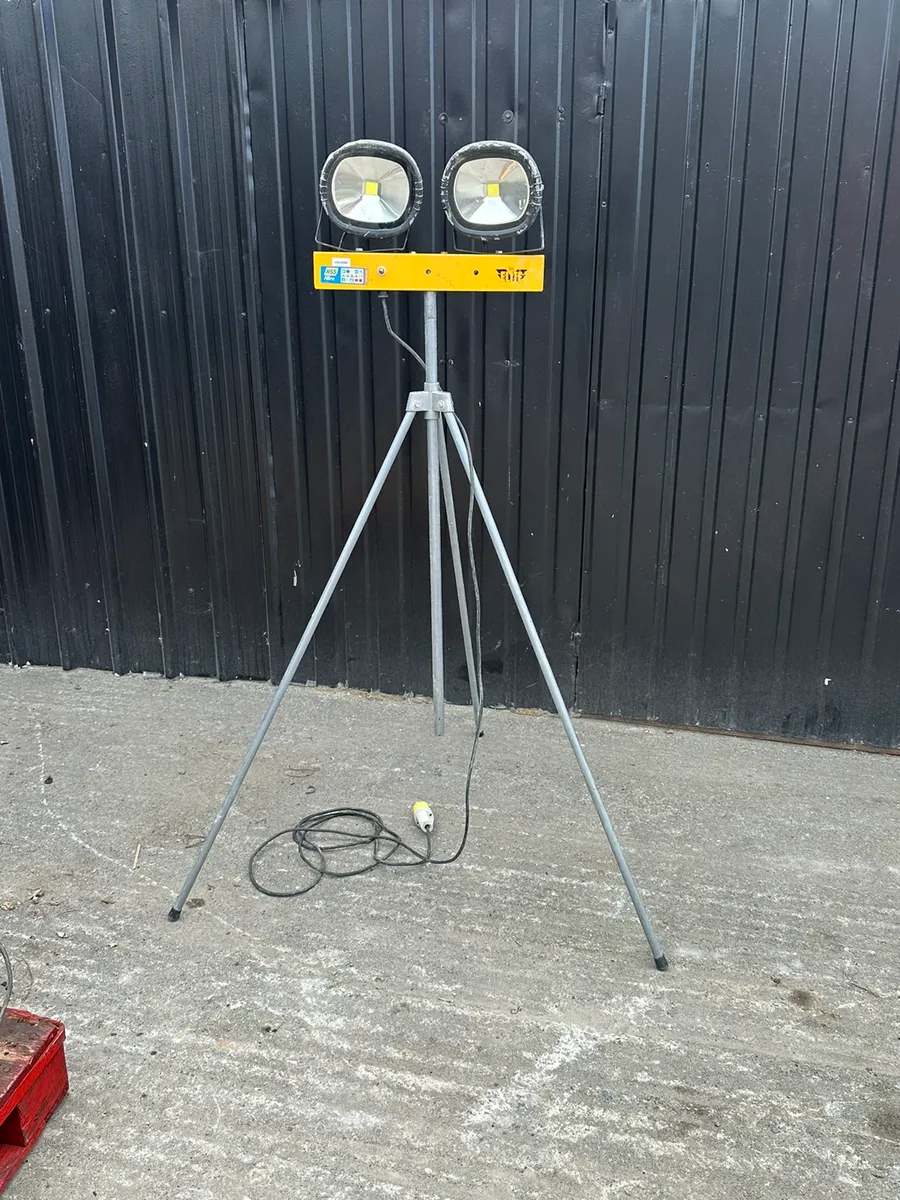 Large Selection of Elite Work Lights - Image 1